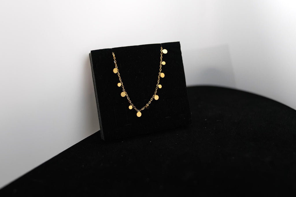 Teardrop Charm Pendant Necklace 18K Gold PVD · Waterproof Dainty Chain · Tarnish Free Stainless Steel · Minimalist Layering Gift for Her