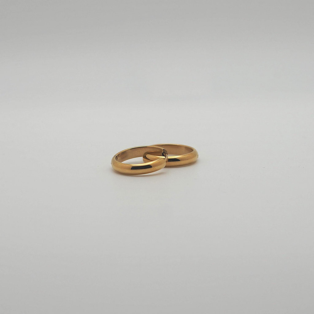 Classic Gold Huggie Hoop Earrings 18K Gold PVD · Waterproof Everyday Hoops · Tarnish Free Stainless Steel · Minimalist Dainty Gift for Her